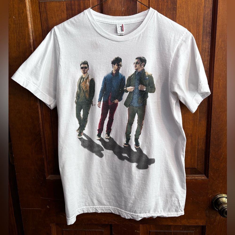 2013 Jonas Brothers Tour concert T Shirt small Rare Live Tee Y2K Jo Bros